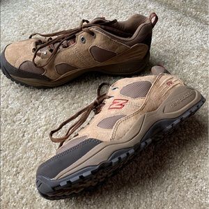 New Balance 642 Country Walkers NIB 10.5 4E